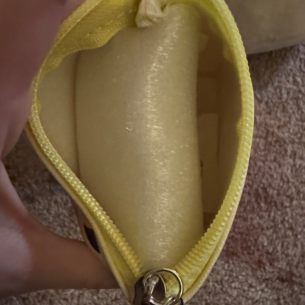 Pikachu Coin Pouch /bag clip- Yellow Pokémon Zip Pouch - Picture 4 of 6
